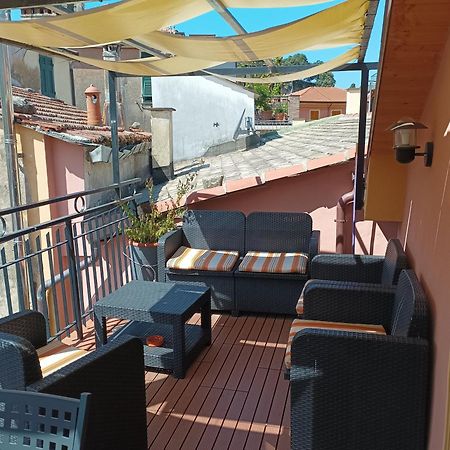 Delizioso Attico Con Ampio Terrazzo E Garage A Due Passi Dal Mare E Dalle Cinqueterre Lt-0485 Levanto Bagian luar foto