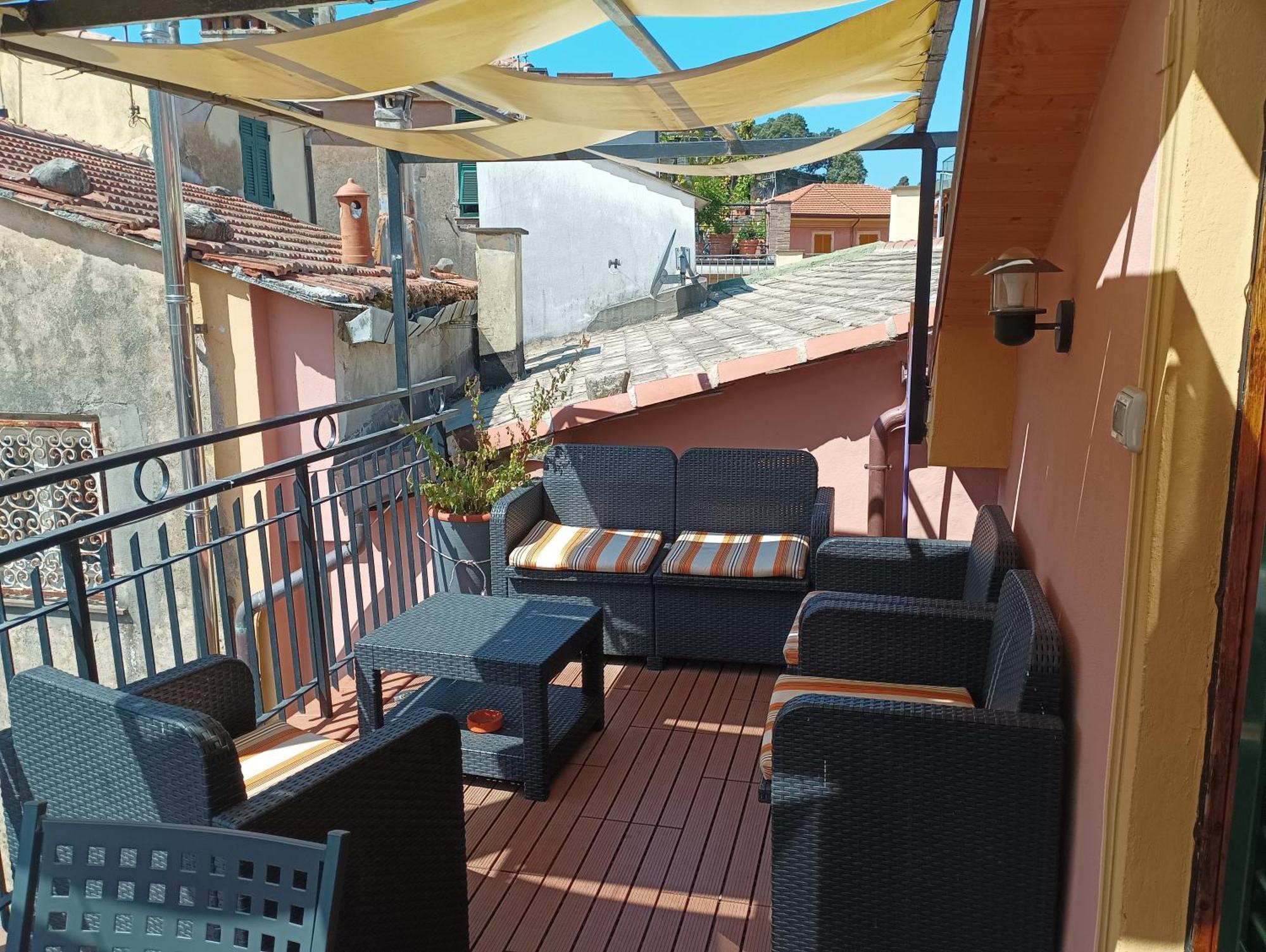 Delizioso Attico Con Ampio Terrazzo E Garage A Due Passi Dal Mare E Dalle Cinqueterre Lt-0485 Levanto Bagian luar foto