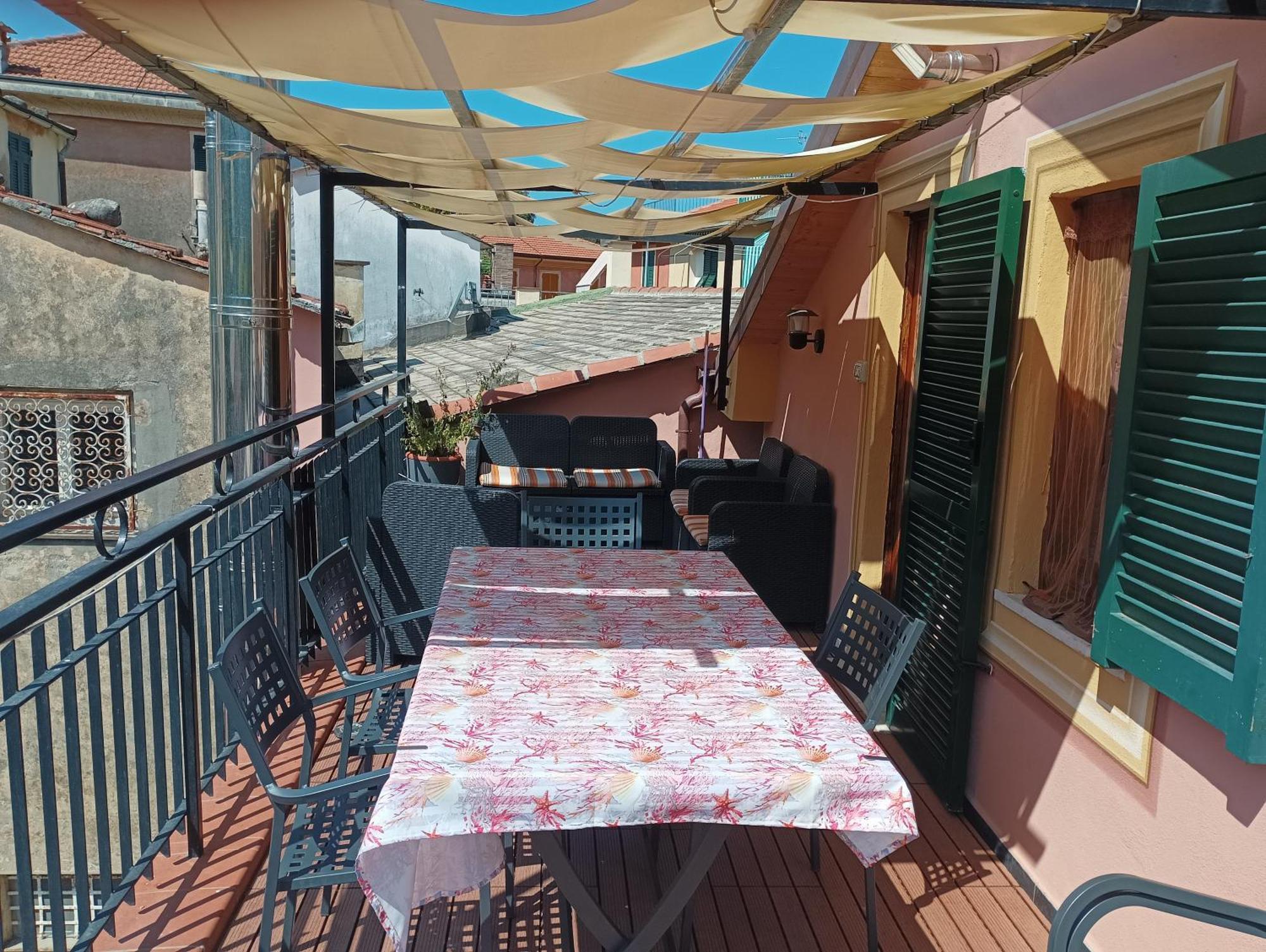 Delizioso Attico Con Ampio Terrazzo E Garage A Due Passi Dal Mare E Dalle Cinqueterre Lt-0485 Levanto Bagian luar foto